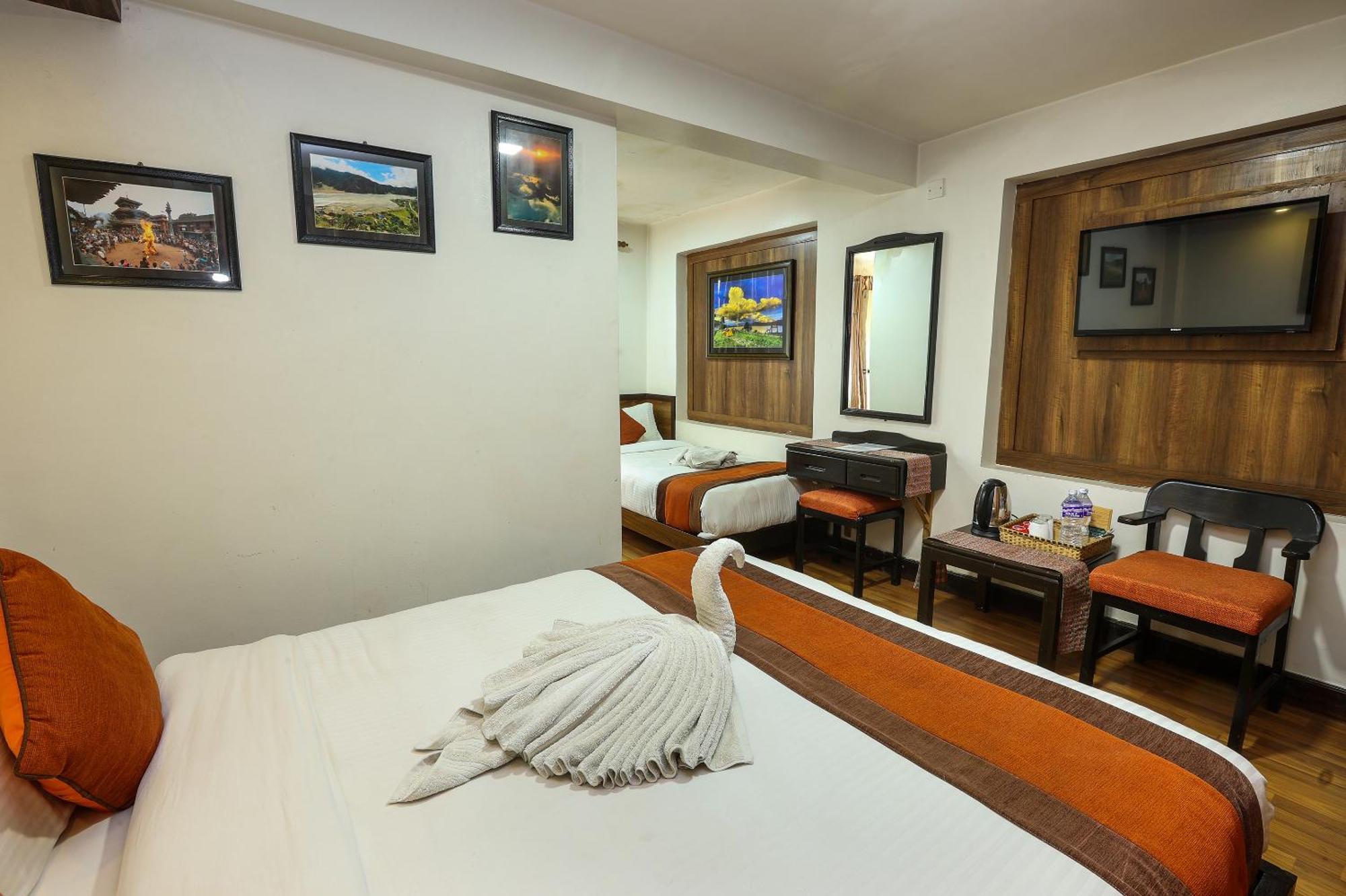 Hotel Himalayan Oasis Kathmandu Exterior photo