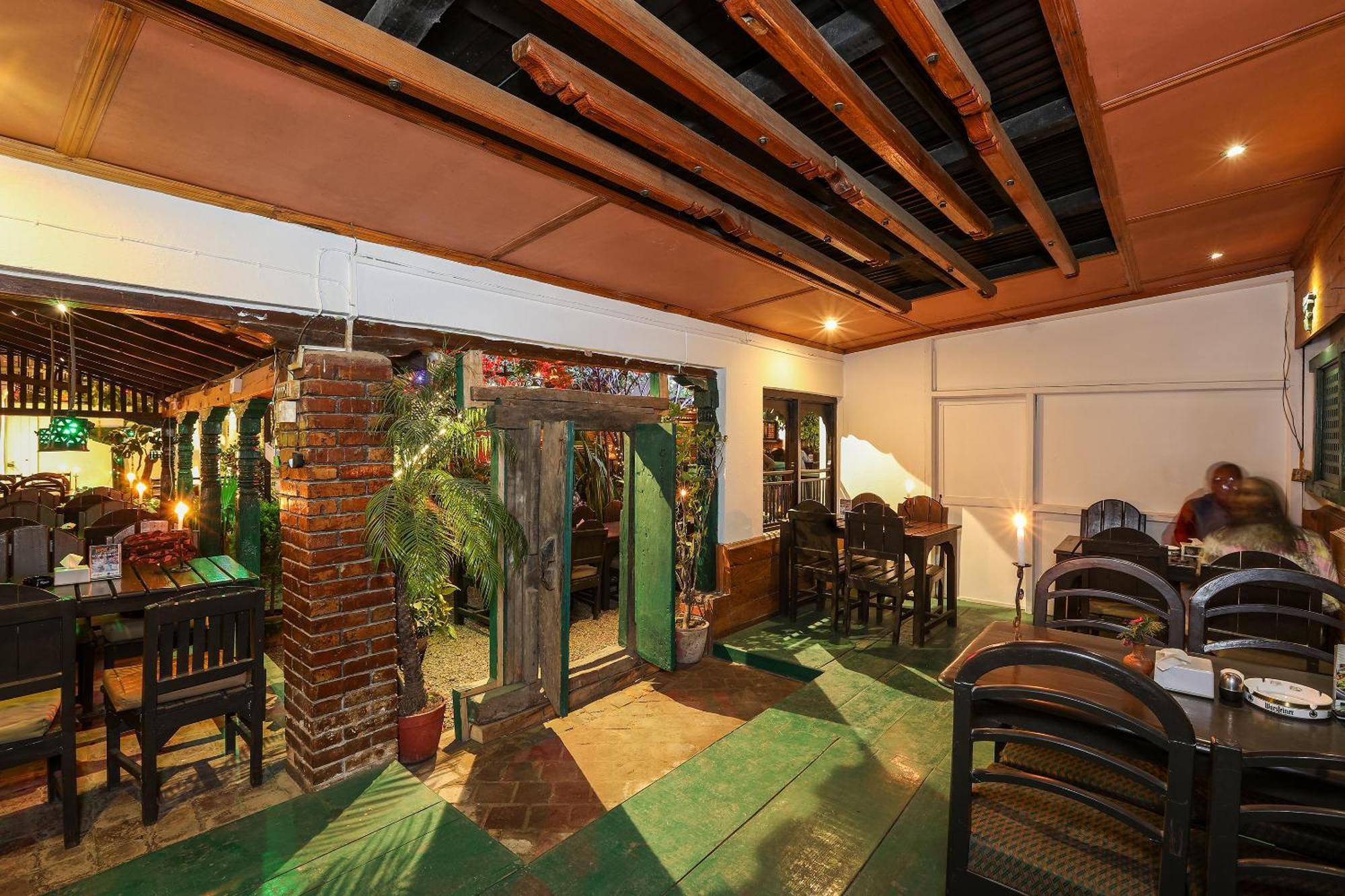 Hotel Himalayan Oasis Kathmandu Exterior photo