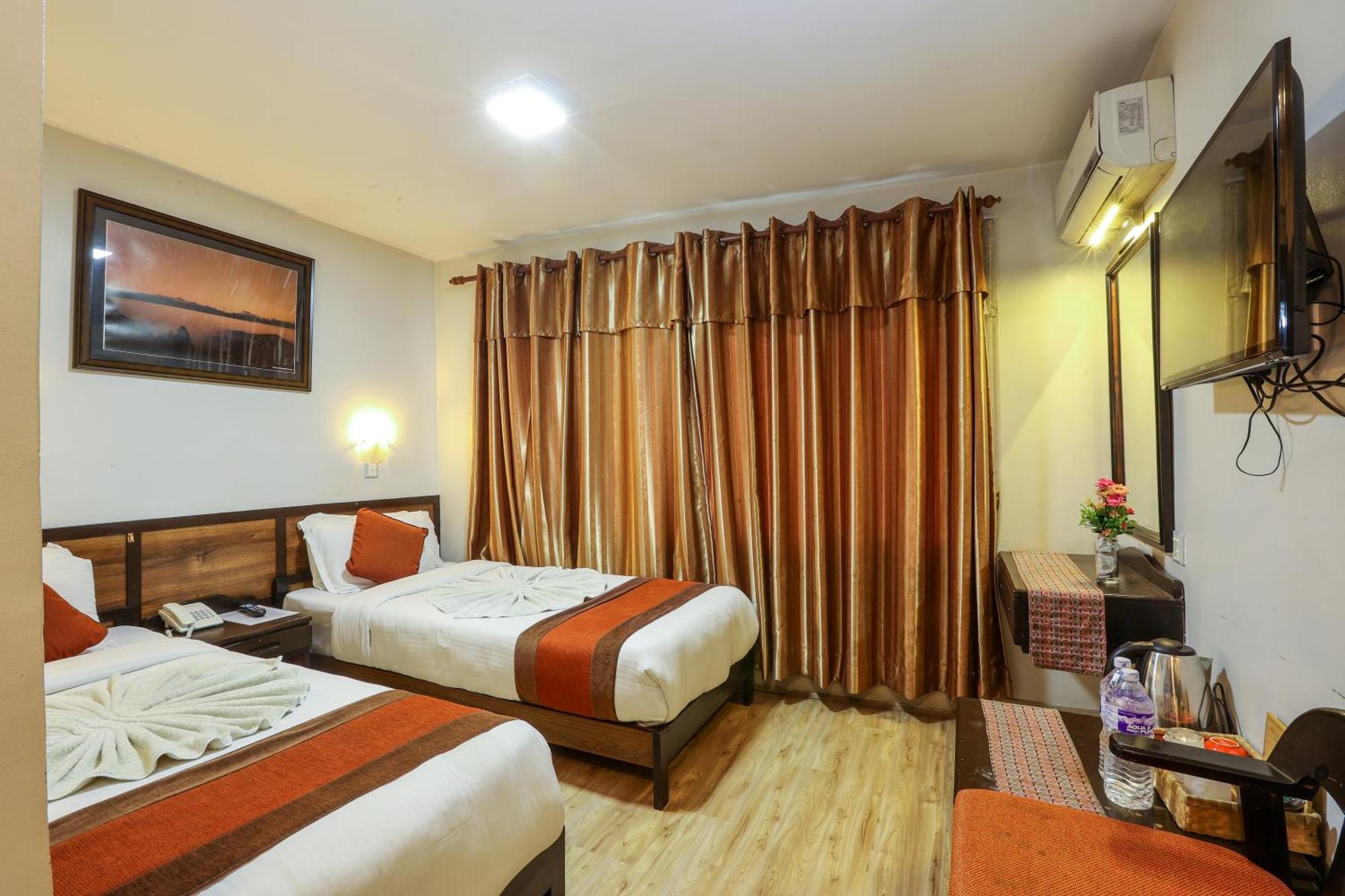 Hotel Himalayan Oasis Kathmandu Exterior photo