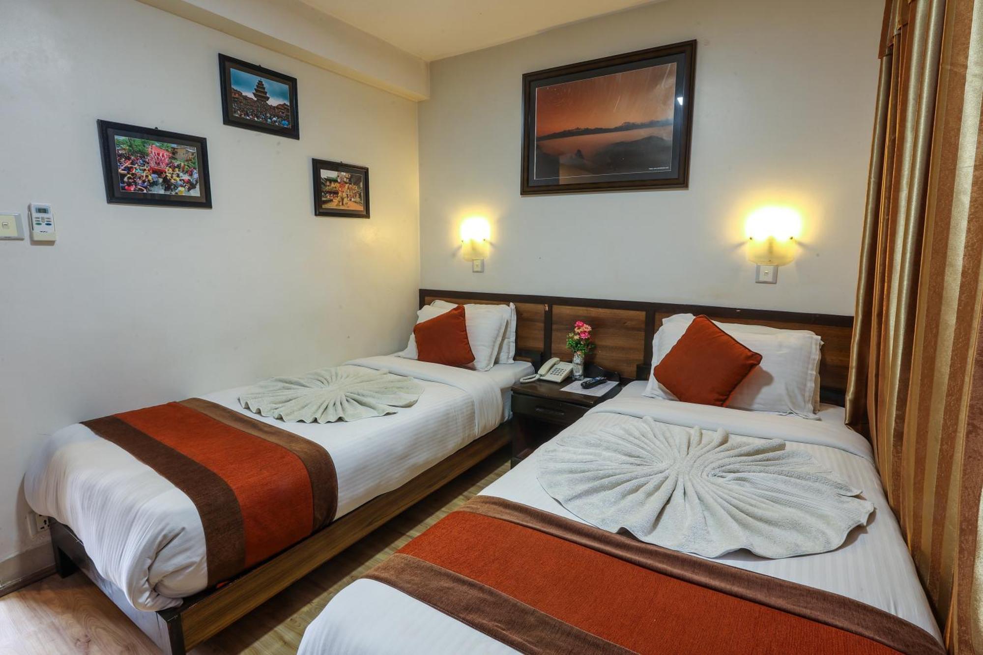 Hotel Himalayan Oasis Kathmandu Exterior photo