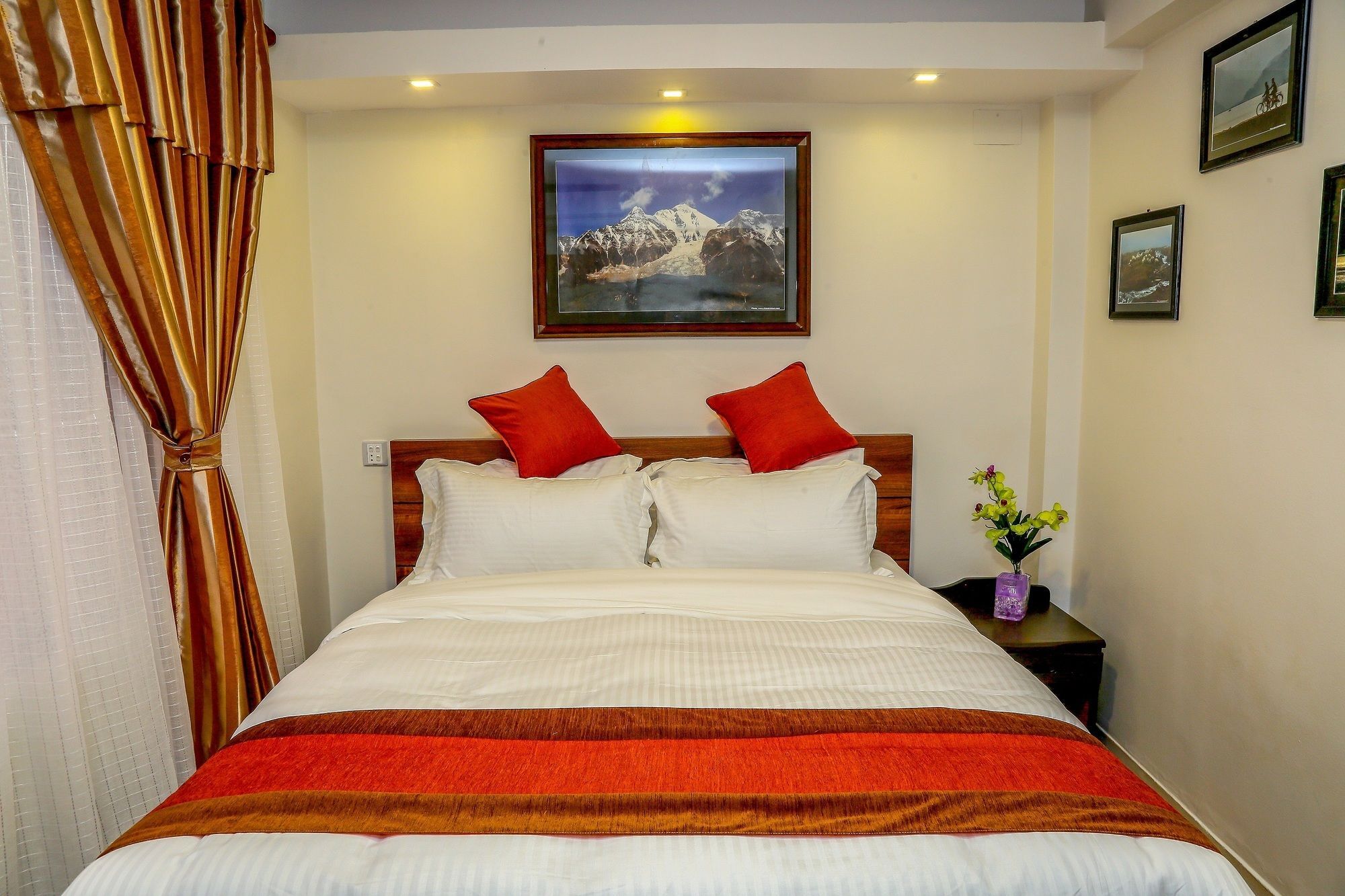 Hotel Himalayan Oasis Kathmandu Exterior photo