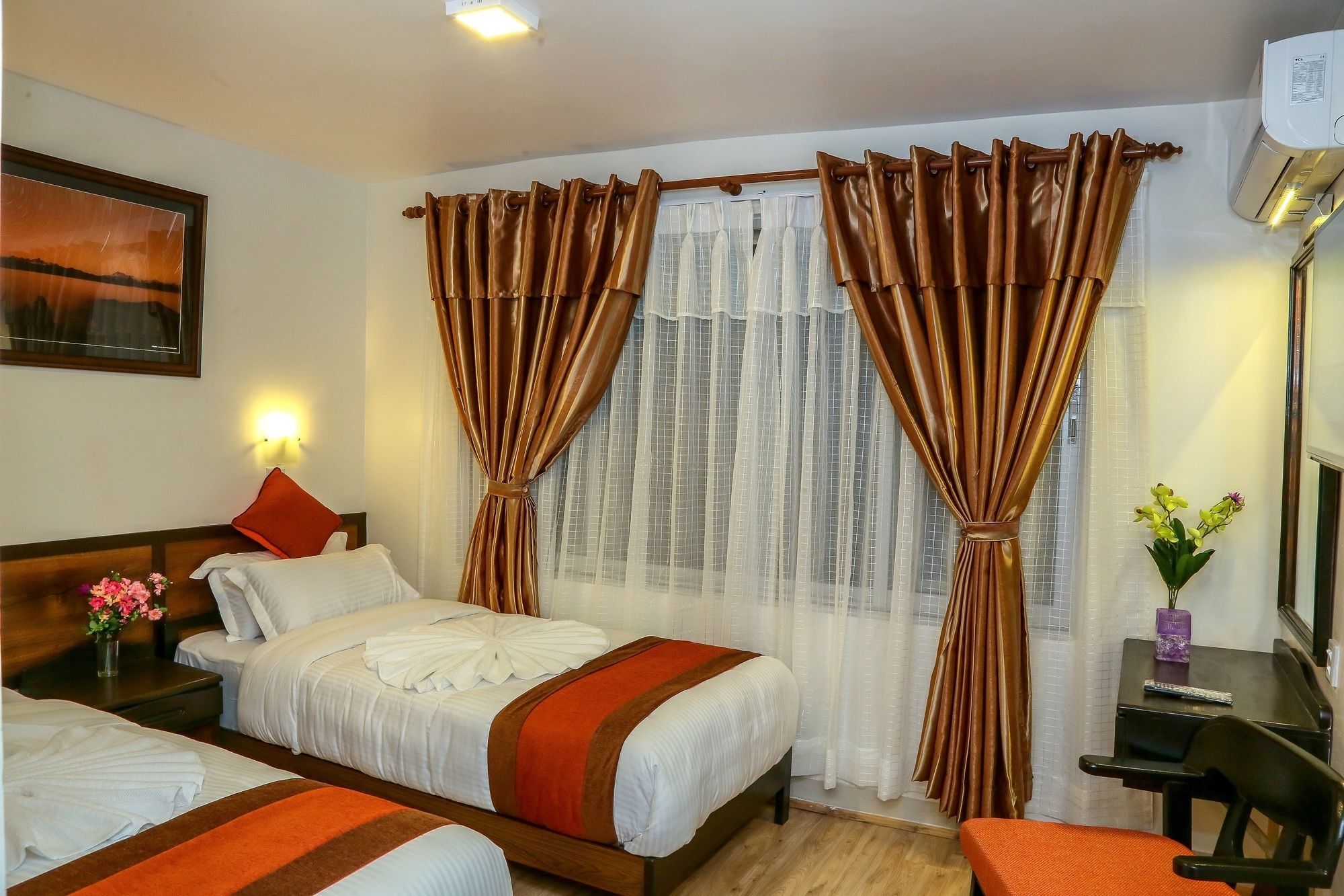 Hotel Himalayan Oasis Kathmandu Exterior photo
