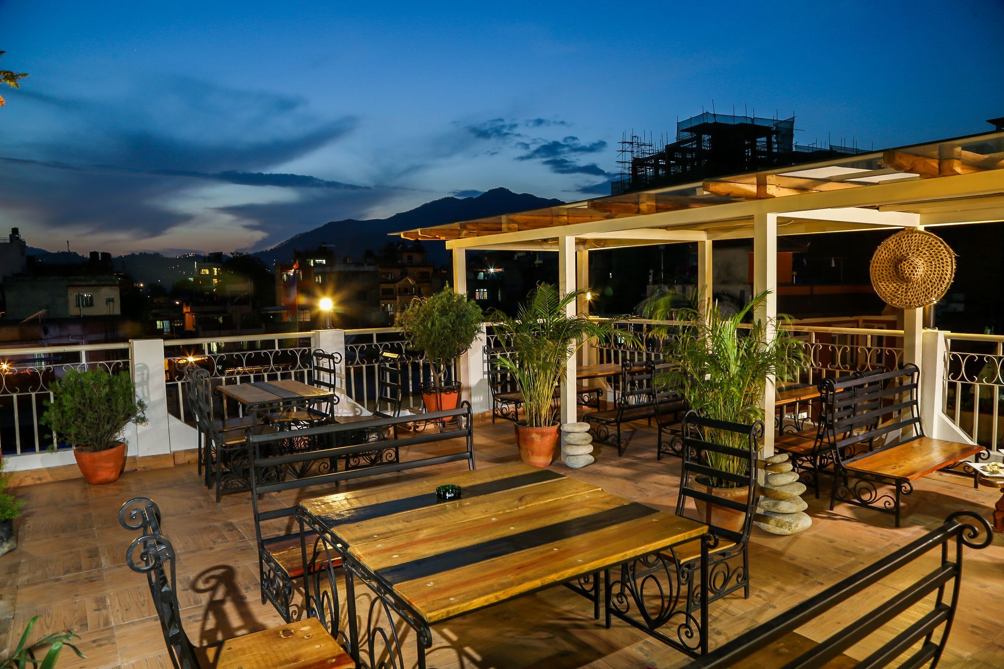 Hotel Himalayan Oasis Kathmandu Exterior photo