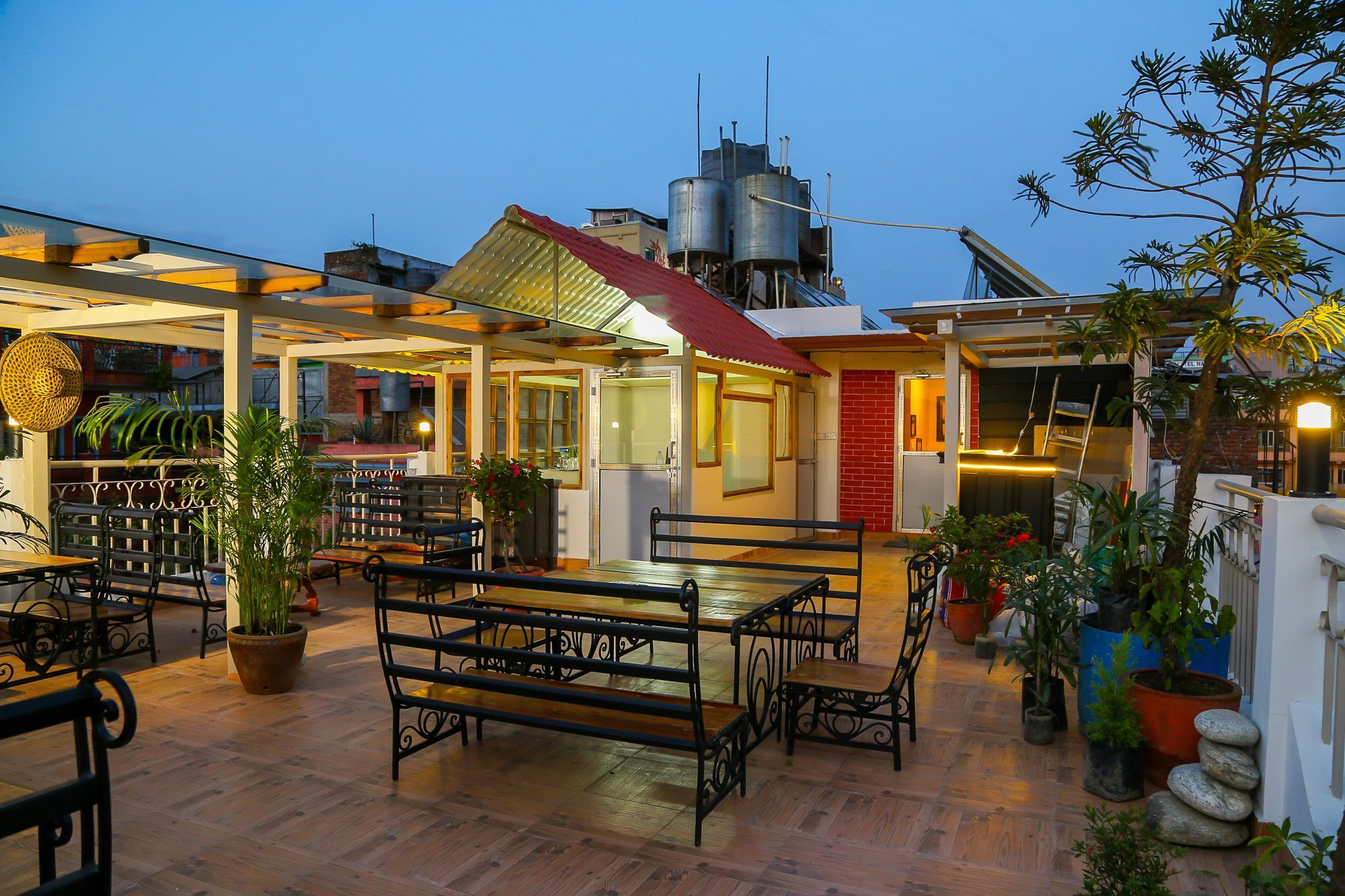 Hotel Himalayan Oasis Kathmandu Exterior photo